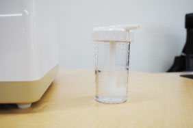 浄水又は水道水を入れる